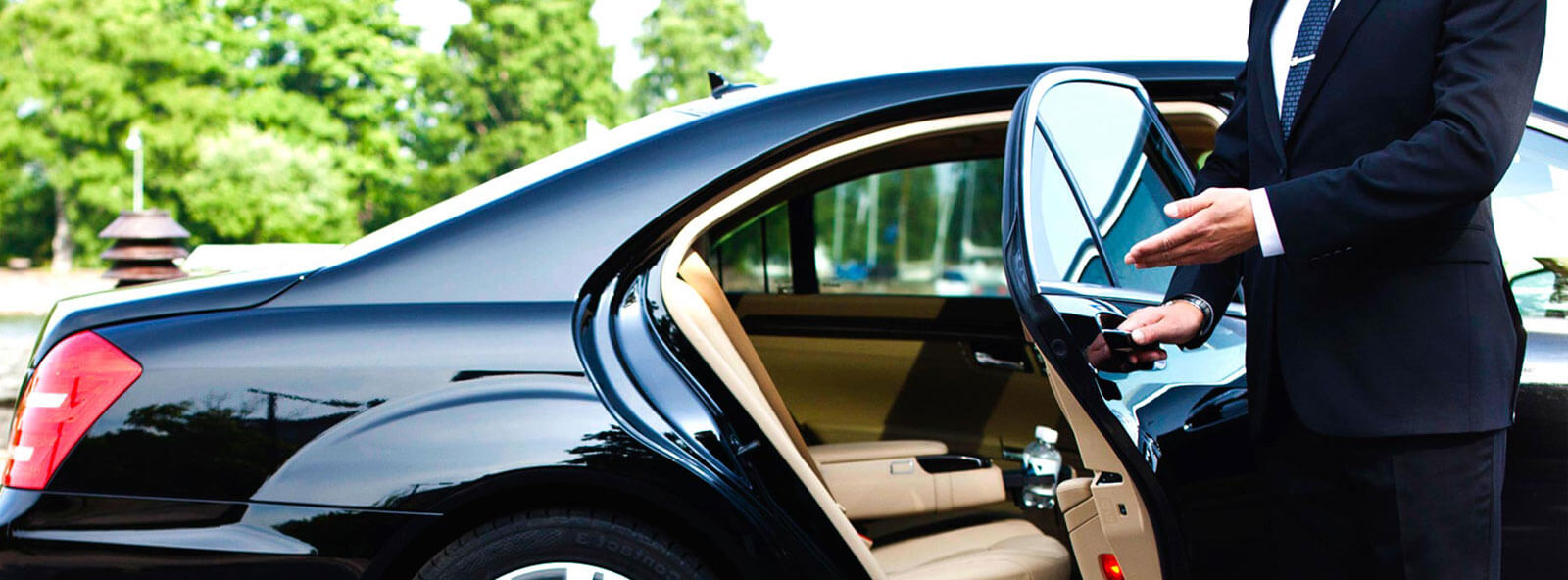 Why Choosing a Professional Limousine Service in Inland Empire Enhances Every Occasion